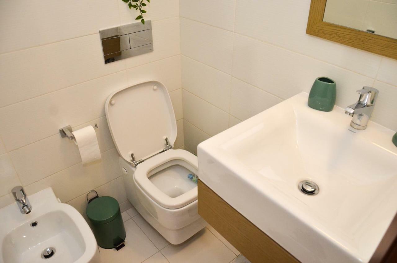 Portoshelter Apartment Luaran gambar